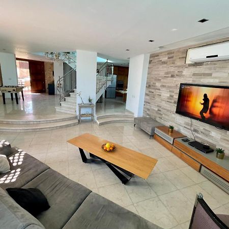 Villa Family Eilat With Heated Pool Dış mekan fotoğraf