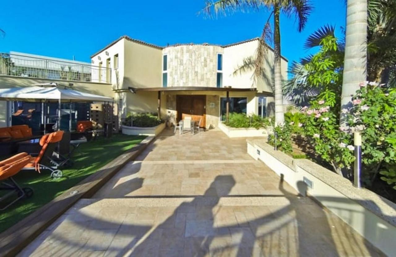 Villa Family Eilat With Heated Pool Dış mekan fotoğraf