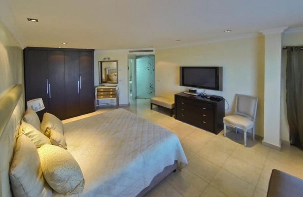 Villa Family Eilat With Heated Pool Dış mekan fotoğraf